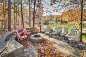 Waterfront Lake Anna Home Kayaks and Private Dock